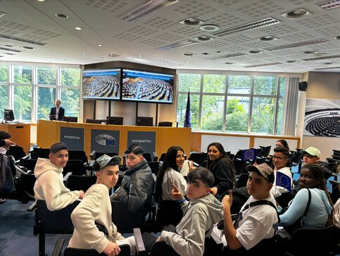 Klassenfahrt_8D_Europaparlament_1_2024
